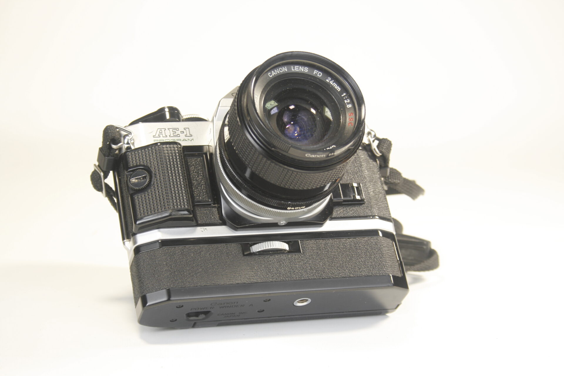 Canon AE-1 Program. 35mm. SLR camera. 1981. Japan