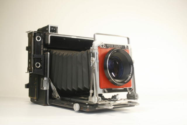 Graflex Pacemaker Speed Graphic. Large format camera. 1947-1970. USA