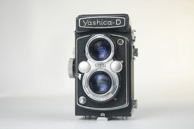 Yashica-D 1958-1974 TLR camera 6x6