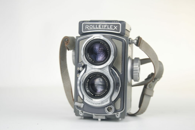 Rolleiflex Grey Baby 1957-1963 TLR camera