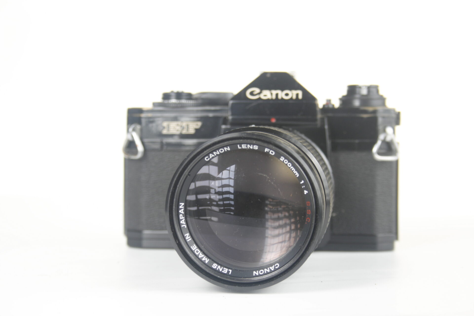 Canon EF 35mm SLR viewfinder camera. 1973. Japan.