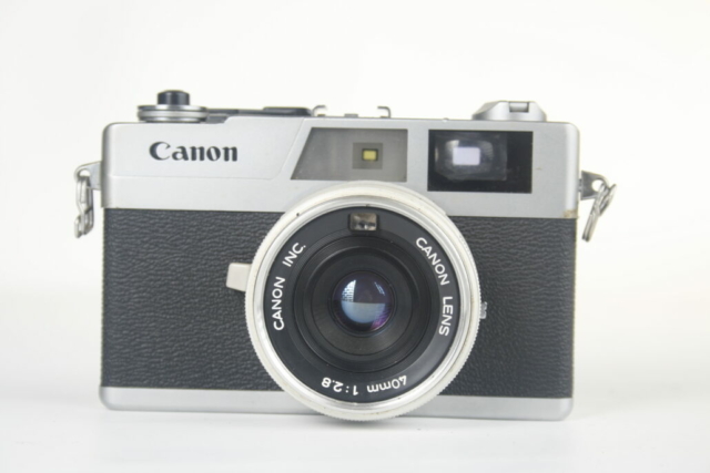 Canon Canonet 28 35mm rangefinder camera. Ca. 1971. Japan. "The poor man's Leica".