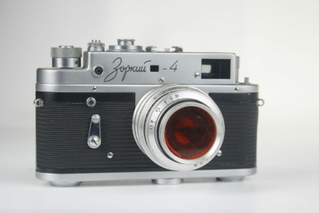 Zorki 4. 35mm rangefinder camera. 1956-1973. USSR.