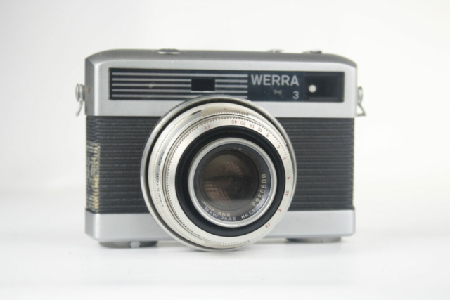 Werra 3 (Carl Zeiss Jena)  35mm viewfinder camera. 1960-1961. Duitsland.