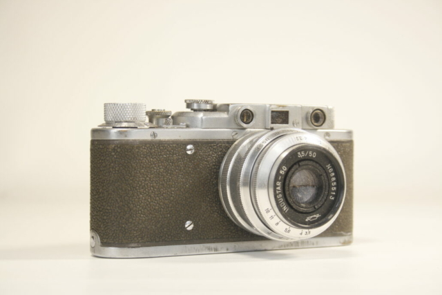 Zorki 1. 35mm film. Rangefinder camera. 1951-1953. USSR