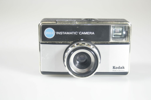 Kodak Instamatic 255x camera. 126 cartridge film. 1971. Engeland. Duitsland en Spanje