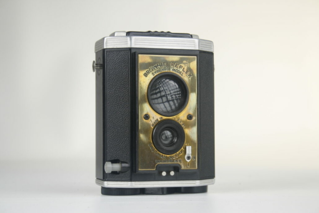 Kodak Brownie Reflex Synchro Model. Box camera 127 film. 1940-1952. USA