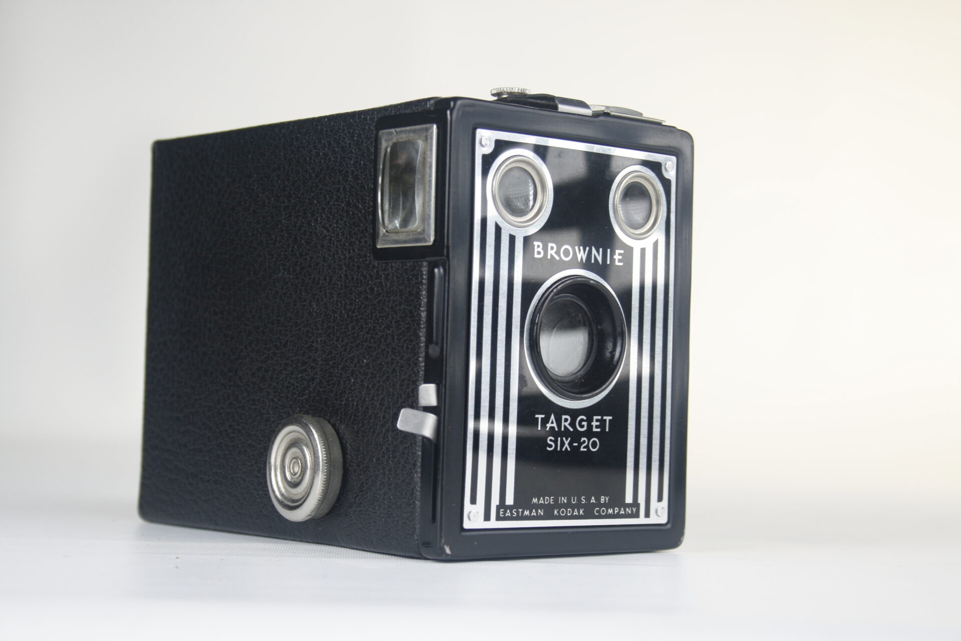 Kodak Brownie Target Six-20. 620 Film Box camera. 1946-1952. USA