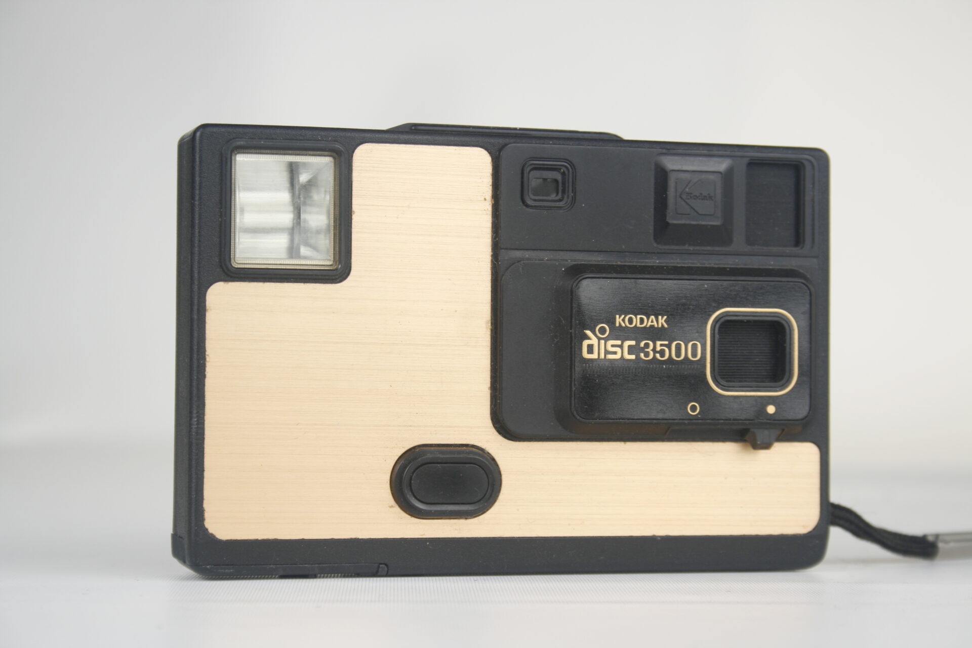 Kodak Disc 3500. Disc film camera. 15 negatieven op een ronde schijf. 1983-1984. USA