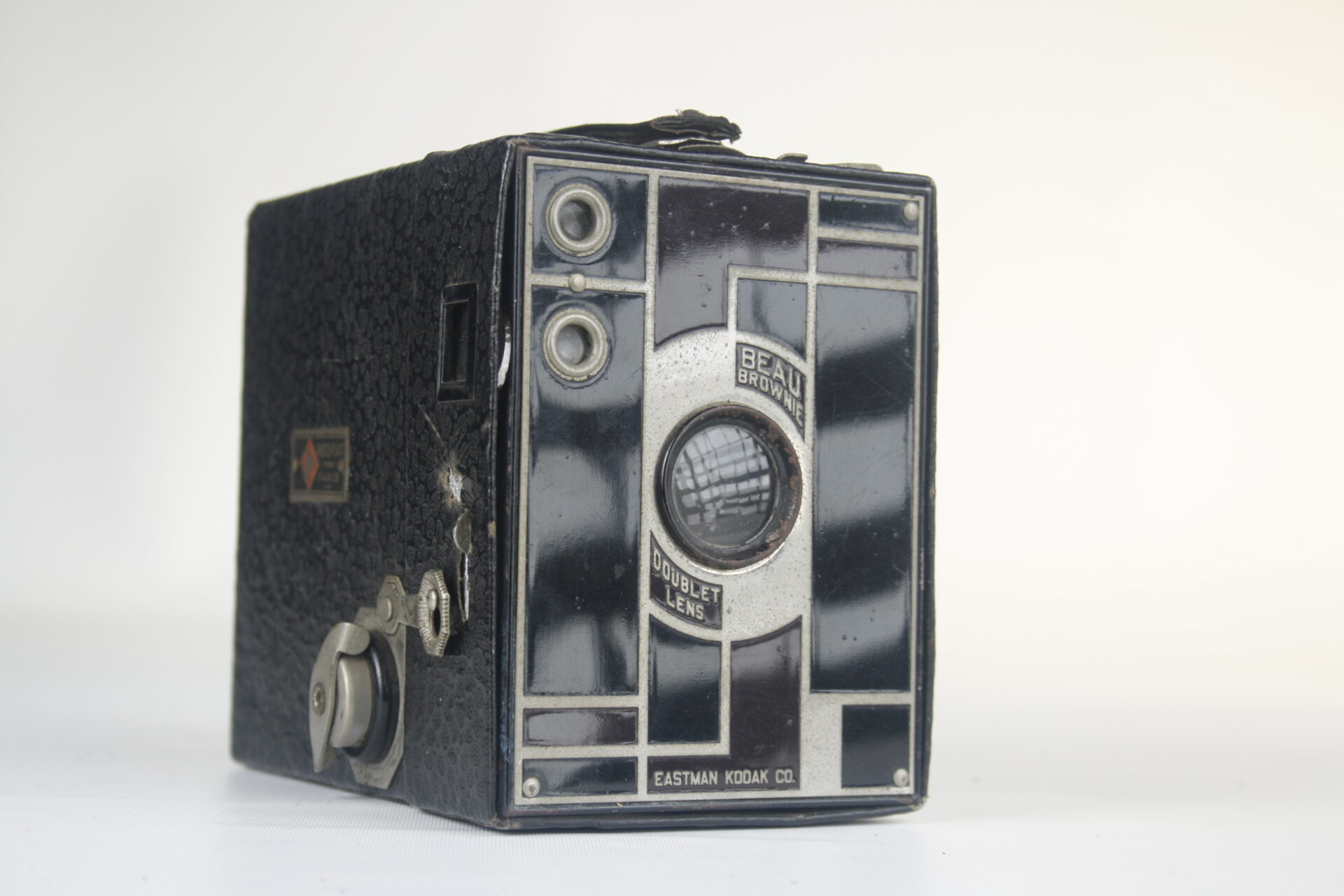 Kodak No. 2 Beau Brownie. 120 Film Box camera. 1930-1933. USA