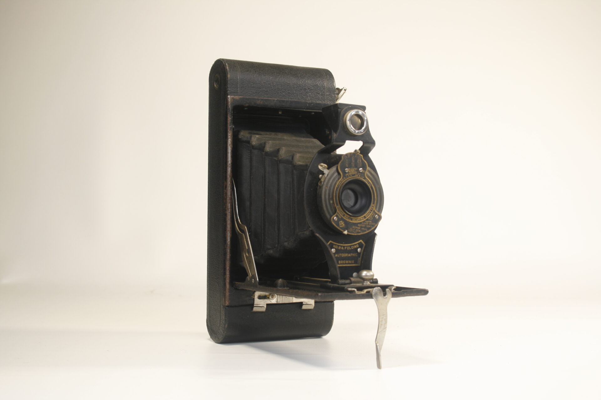 Kodak No.2A folding Autographic Brownie. 116 autographic film. 1915-1926. USA