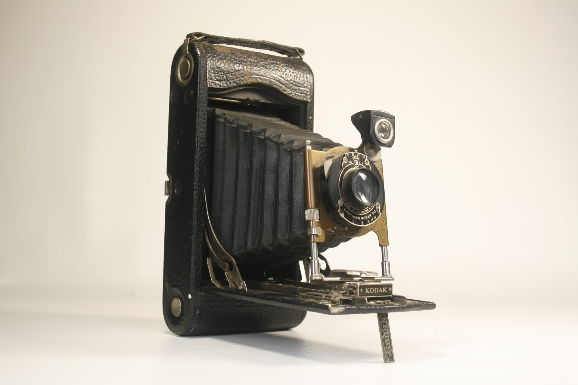 Kodak No.3A. Autographic model C. 122 film. 1914-1934. USA