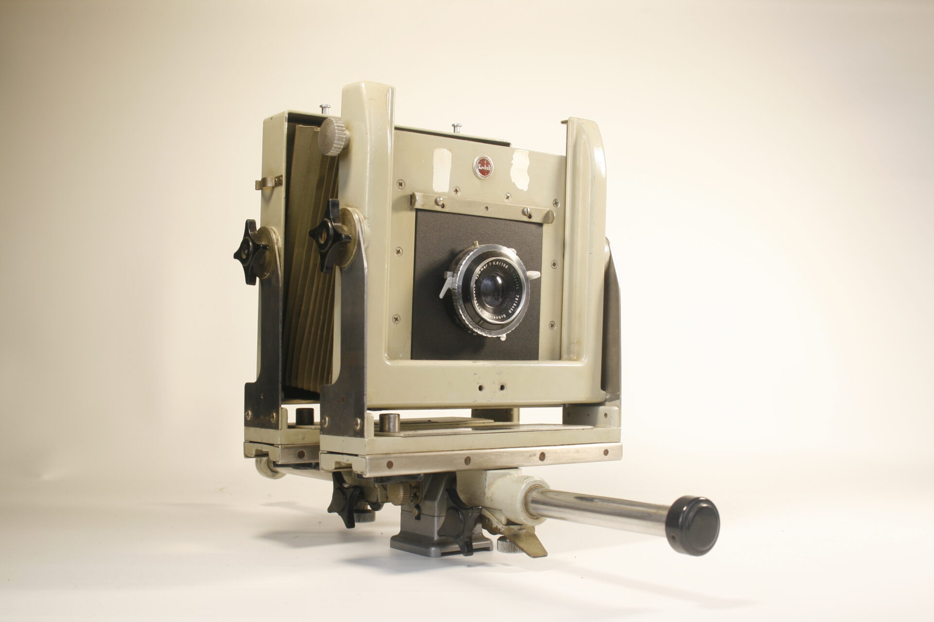 Kodak. Eastman Kodak Master View 4×5 camera. 1948. USA