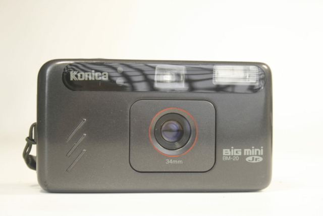 Konica Big Mini Jr. BM-20. 35mm. Compact camera. 1993. Japan.