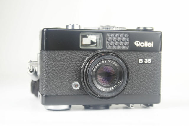 Rollei B35. 35mm viewfinder camera. 1969-1978. Duitsland.