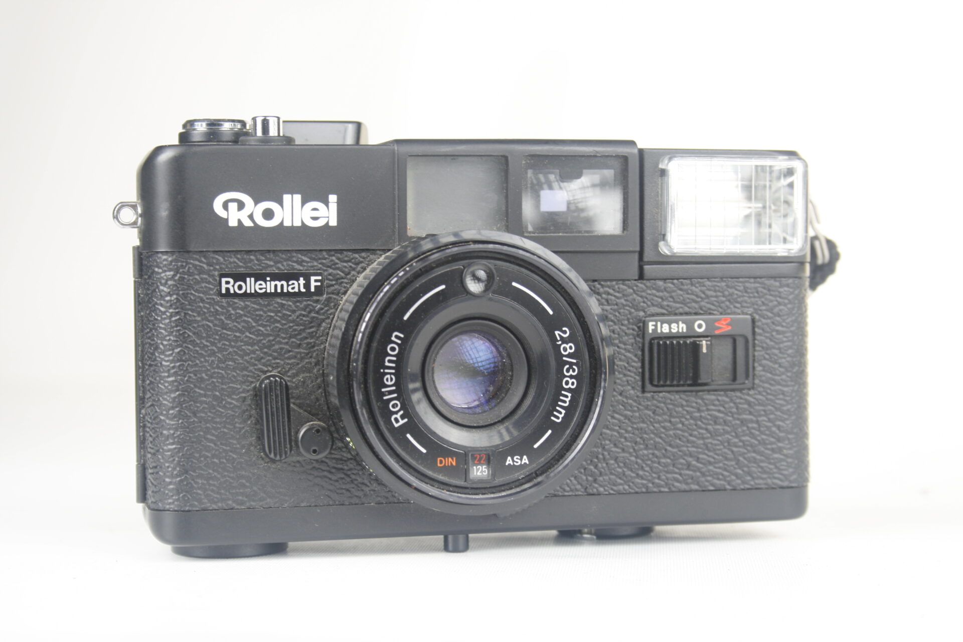 Rollei Rolleimat F. 35mm camera. 1979-1981. Duitsland.