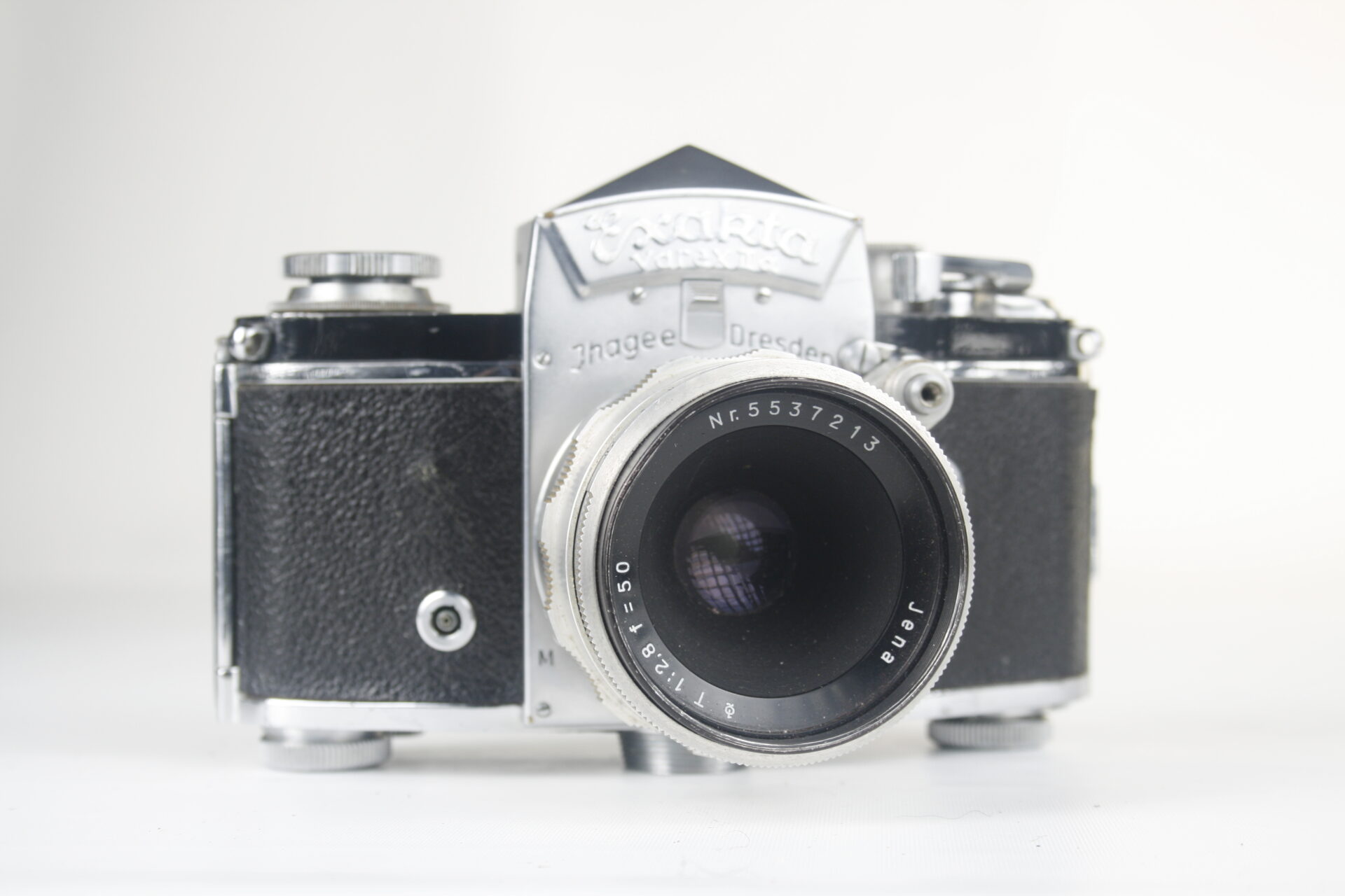 Exakta Varex IIa. Ihagee. 35mm SLR camera. 1958-1960. Duitsland.