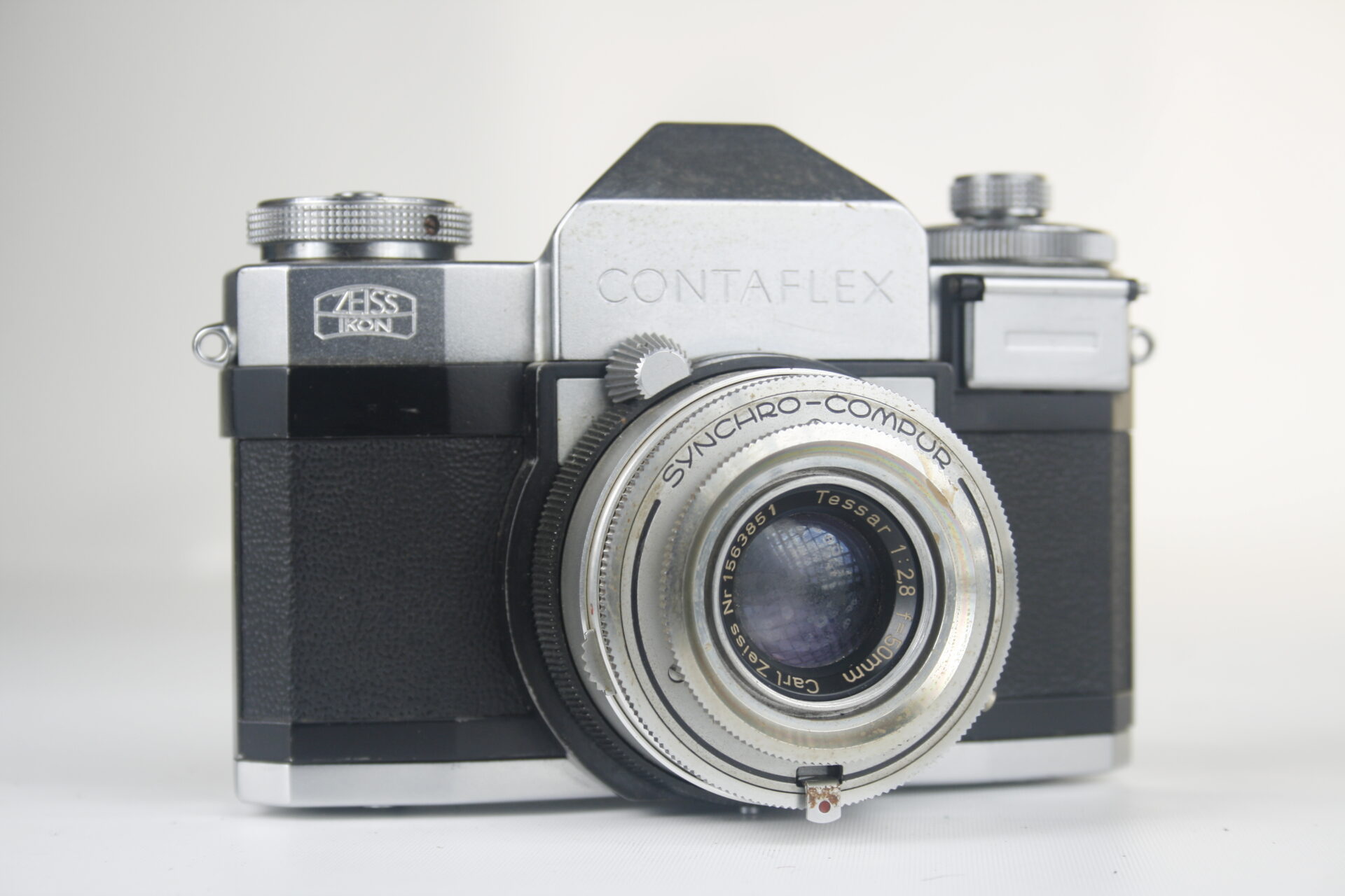 Zeiss Ikon. Contaflex II. 35mm SLR camera. 1954. Duitsland.