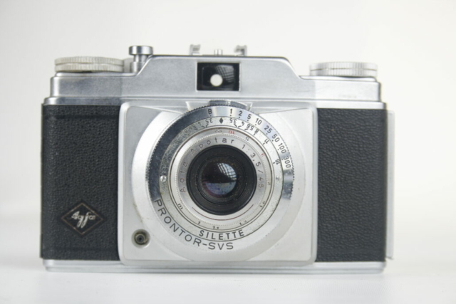 Agfa Silette. Prontor-SVS. 35mm viewfinder camera. Agfa Apotar. 1953. Duitsland.