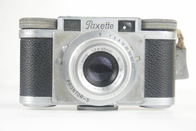 Braun Paxette I versie I viewfinder camera. 35mm film. 1953. Duitsland.
