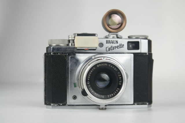 Braun Colorette Super IIb rangefinder camera. 35mm film. 1956-1958. Duitsland.