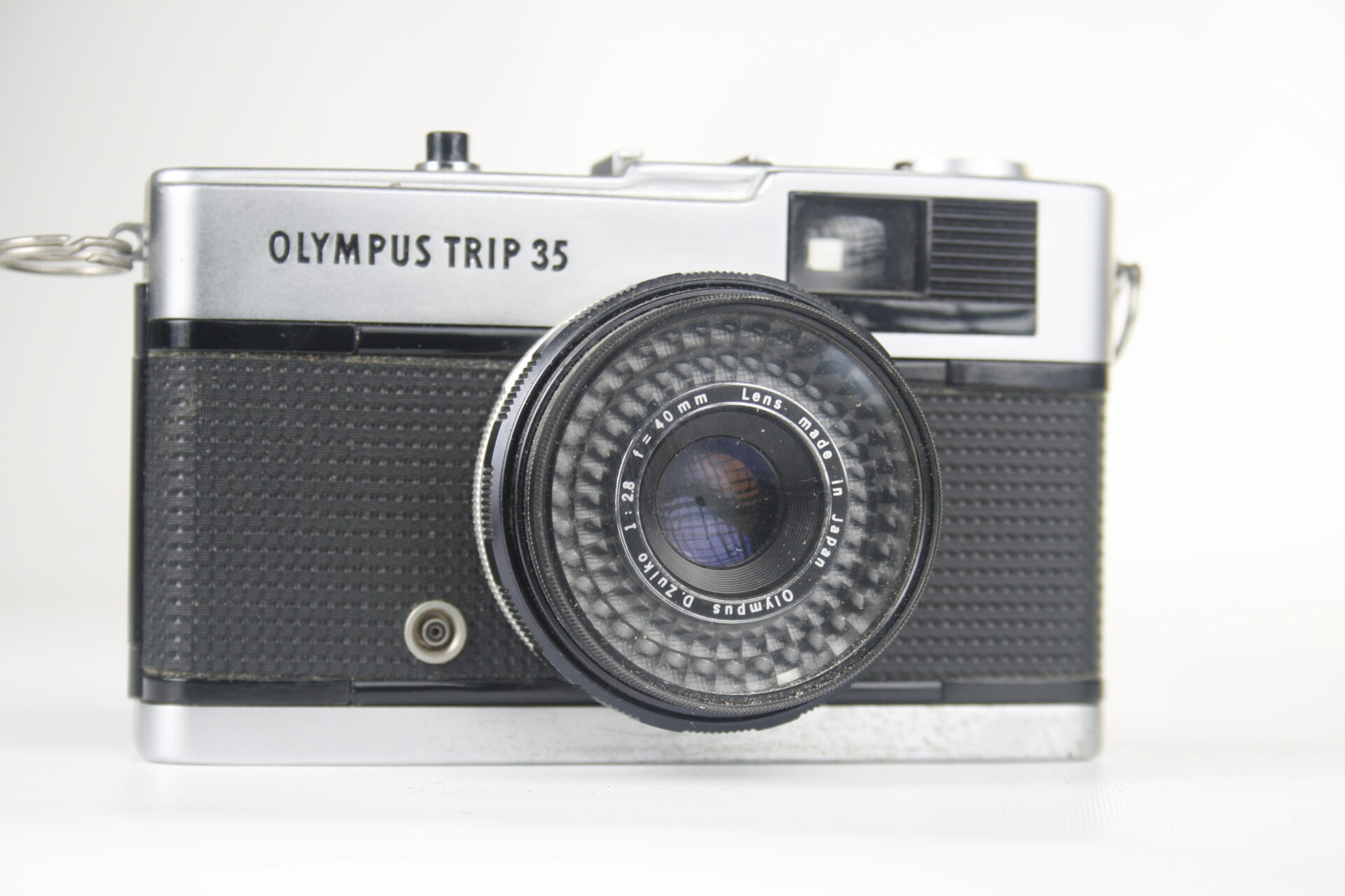 Olympus Trip 35. 35mm compact camera. 1967-1984. Japan.