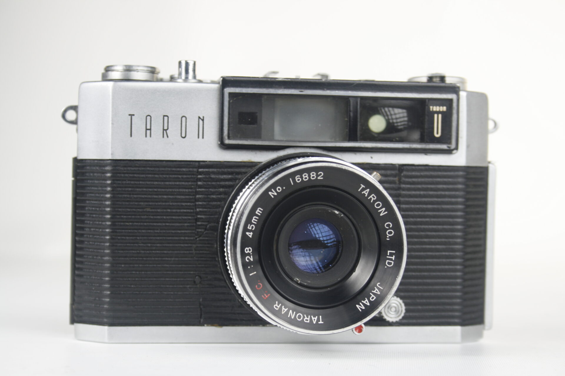 Taron Unique. 35mm rangefinder camera. 1961. Japan.