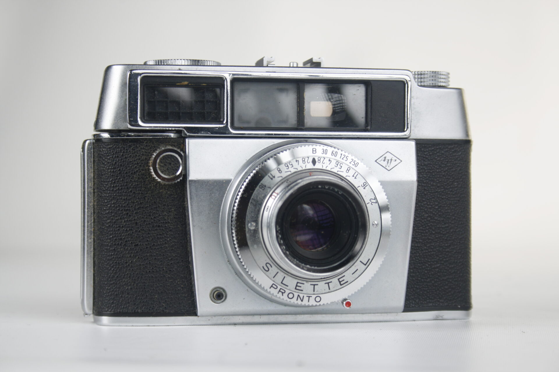 Agfa Silette-L. Pronto. 35mm viewfinder camera. 1953. Duitsland.