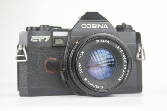 Cosina CT7 computer (Quantaray RZ 800, Petri GX-4). 35mm SLR camera. 1980. Japan.