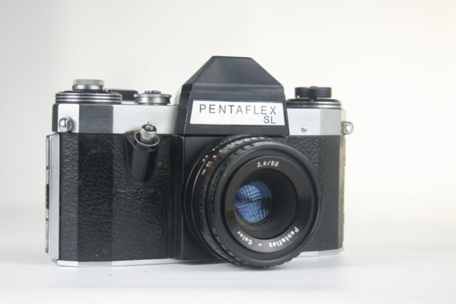 Pentaflex SL. 35mm SLR camera. 1967. Duitsland.