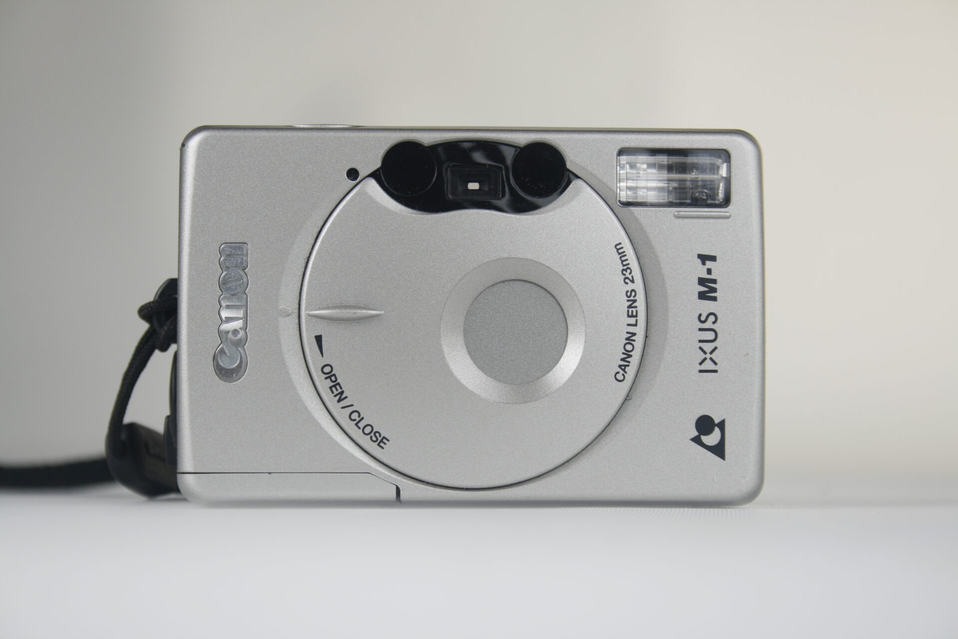Canon Ixus M-1 camera. APS( Advanced Photo System). 1998. Japan.