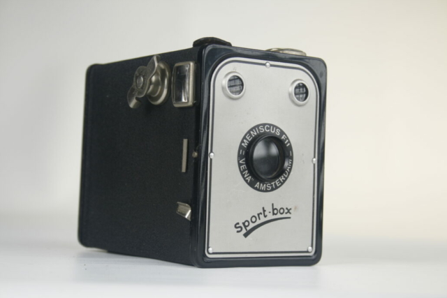 Vena Sport-box camera. 120 film box camera. 1949. Nederland.