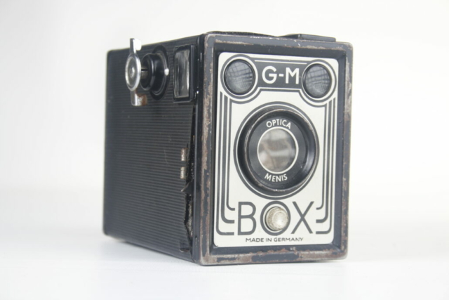 Vredeborch G-M Box. 120 film box camera. 1953. Duitsland.
