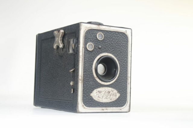 Eho Altissa box camera. 120 film box camera. 1930. Duitsland.