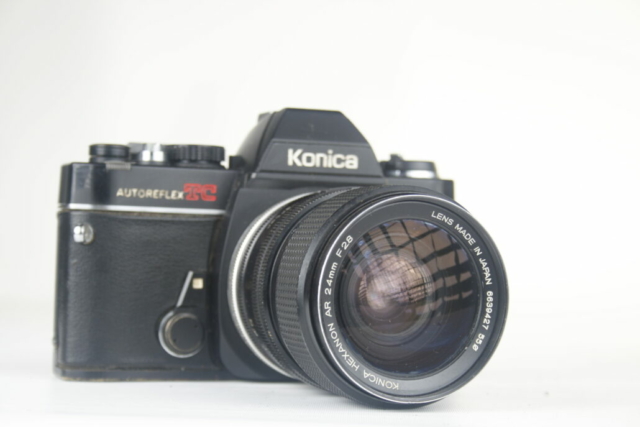 Konica Autoreflex TC. (Acom-1, Japan) 35mm SLR camera. 1976-1982. Japan.