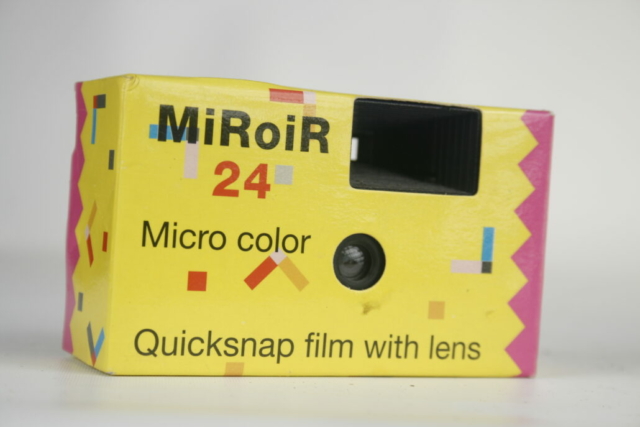MIRoiR quicksnap film camera