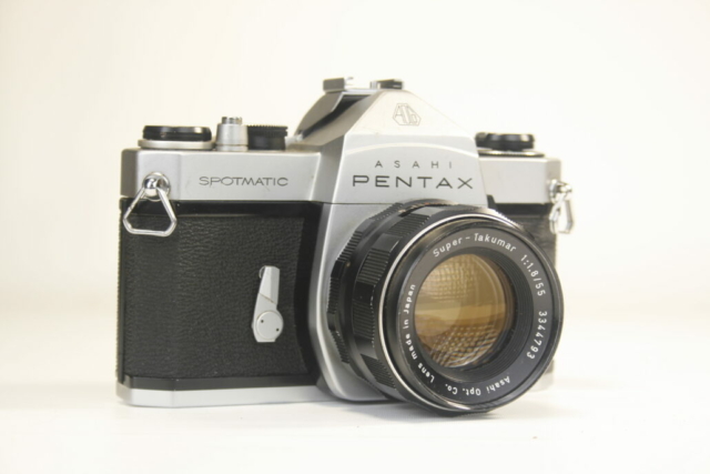 Pentax (Asahi) Spotmatic SP. 35mm SLR camera. 1964. Japan.