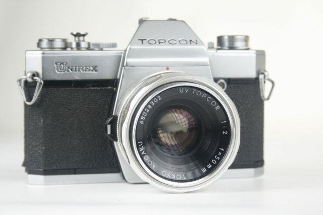 Topcon Unirex. 35mm SLR camera. 1969-1973. Japan.
