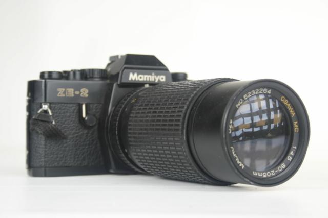 Mamiya ZE-2. 35mm SLR camera. 1980. Japan.