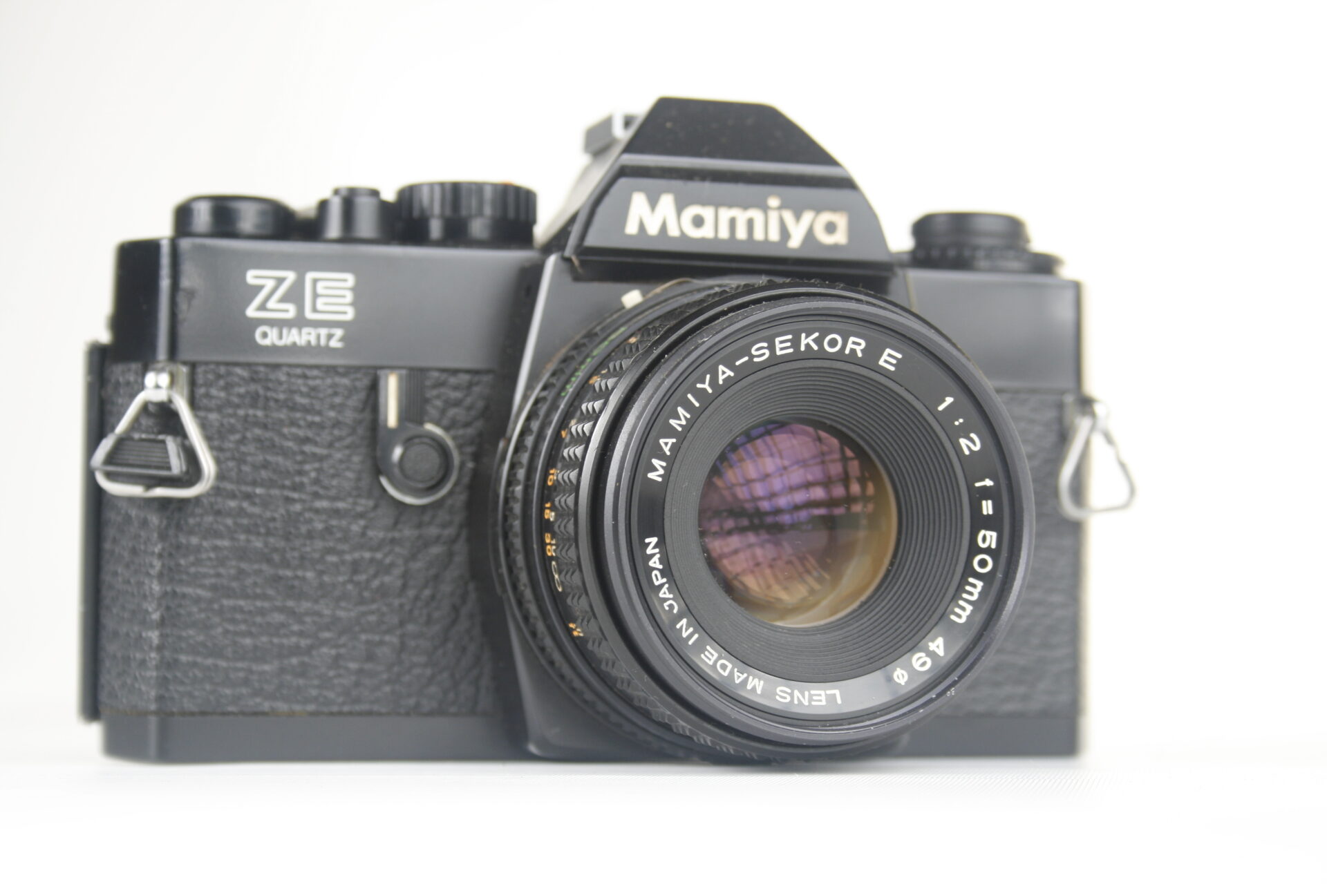 Mamiya ZE Quartz. 35mm SLR camera. 1980. Japan.