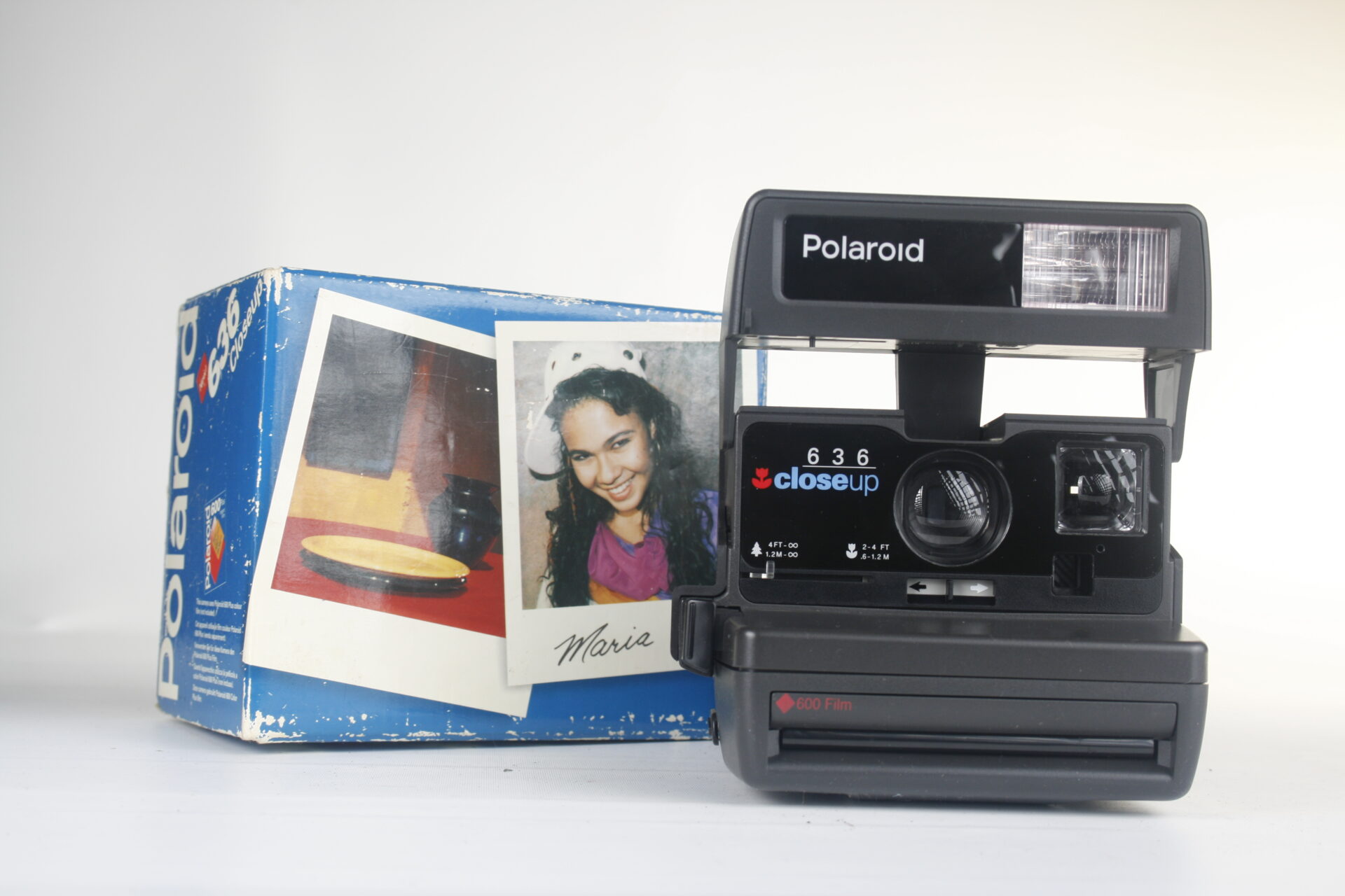 Polaroid 636 Close Up. Instant film camera. 600 Plus film. 1996. USA 1