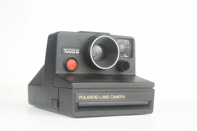 Polaroid Land Camera 1000s. SX-70 integraal film. 1977. USA
