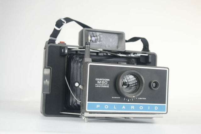 Polaroid Land Camera Automatic. Countdown M60. Instant film Packfilm. 1970. USA