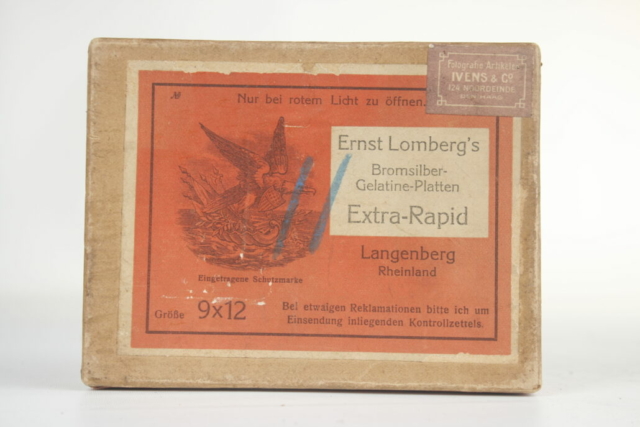 Ernst Lombergs bromzilver gelatine platen. Extra snel. 9×12