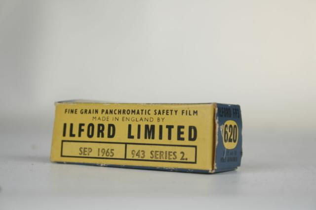 Ilford Iimited. Fijne korrel panchromatisch. 620 rolfilm. Engeland