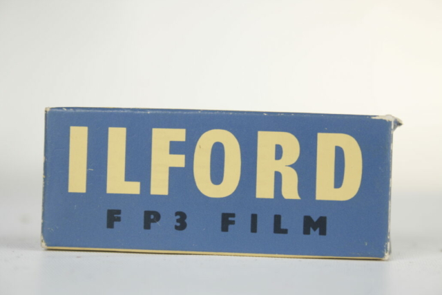 Ilford. FP3 film. 120 rolfilm. Engeland
