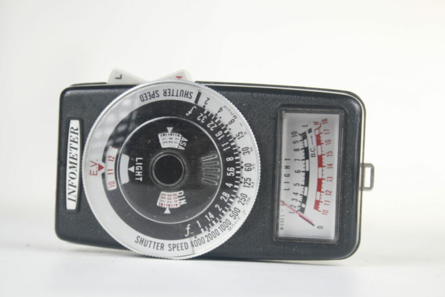 Infometer belichtingsmeter. CdS meter.